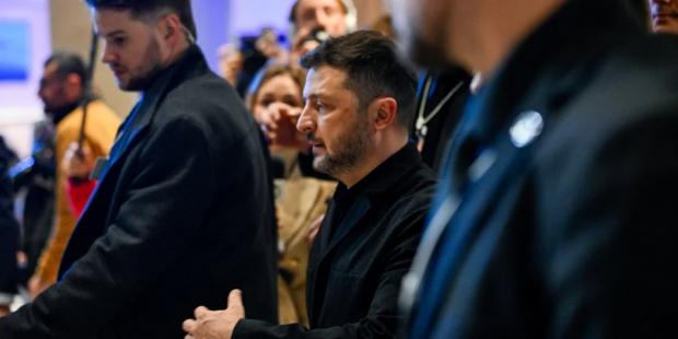 “Європа справді слабка, і це визнає навіть сама Європа”: Давоська промова Зеленського місцями разюче нагадувала спіч Трампа напередодні, – експерт