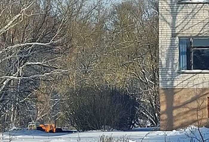 На Чернігівщині ворожі дрони пошкодили ліцей та будинок культури