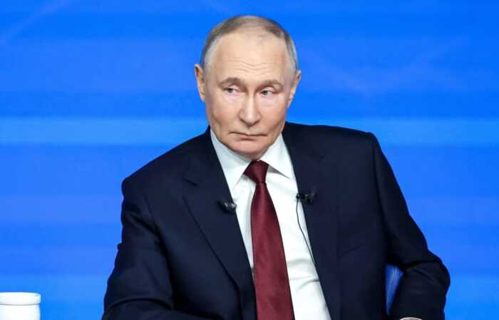 Путін отримав оновлений проєкт мирного плану ще на початку січня — Bloomberg