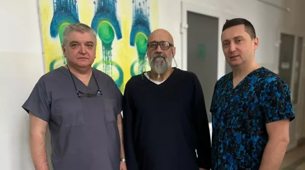 Спочатку думали, що в нирках камінь:  У Львові врятували пацієнта, який ледь не помер через необережний перекус