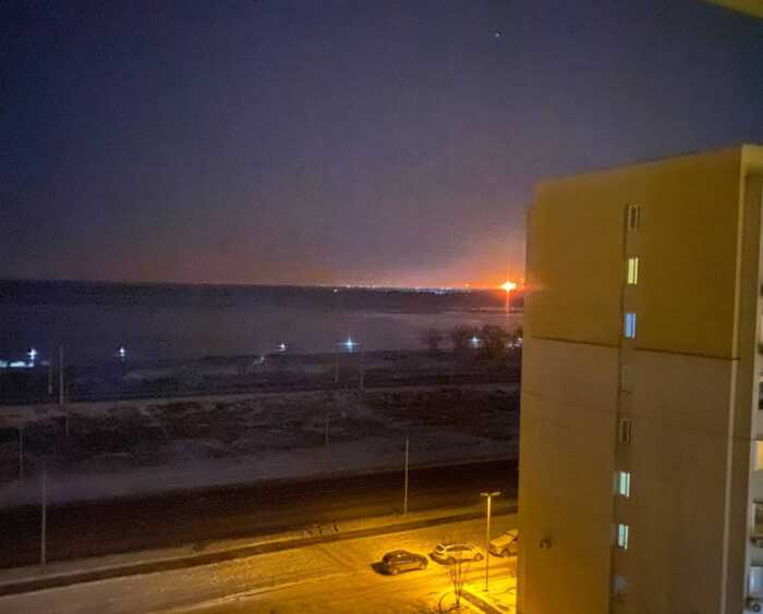 Безпілотники атакували російський НПЗ у Волгограді: сталася пожежа