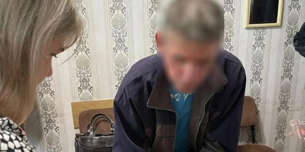 “Намагався поцілити в шию”: На Дніпропетровщині чоловіку винесли вирок за напад із ножем на співробітника ТЦК