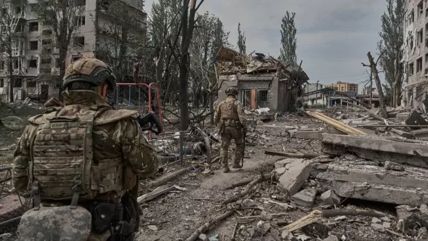 “Ворог чинить тиск”: Військовий розповів про ситуацію в Покровську та Мирнограді