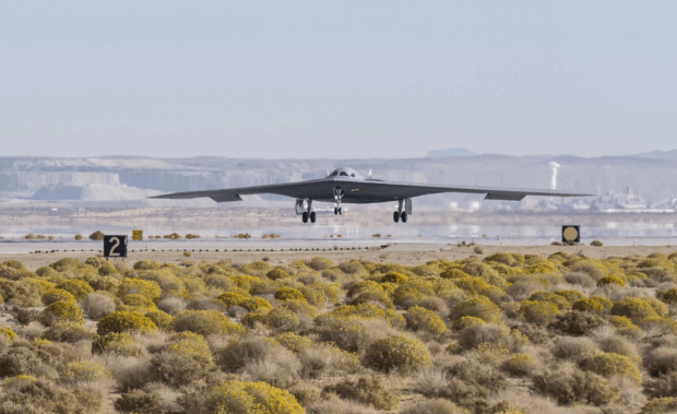 Китайські вчені виявили недоліки у новітнього стелс-бомбардувальника ВПС США