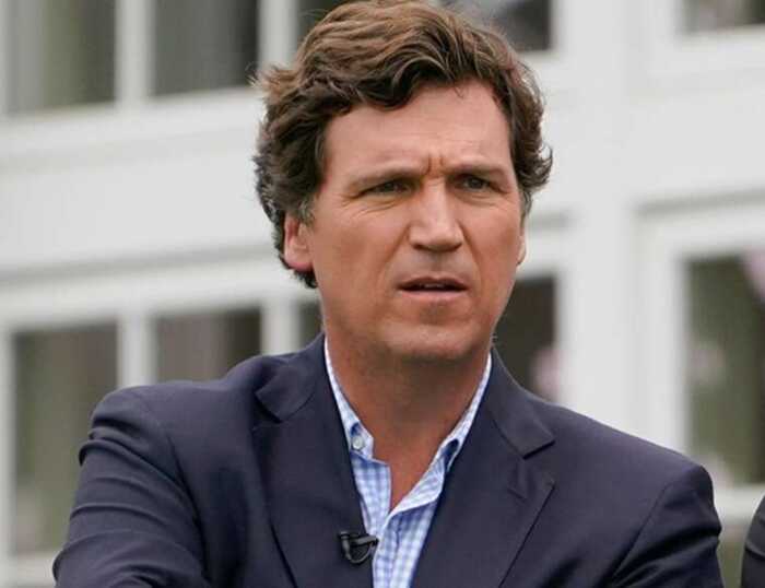 У Такера Карлсона викрали партію снюсу вартістю майже 8 мільйонів доларів