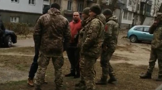 Медійна стратегія “закритих п*здаків”, нав’язана заляканому суспільству, була корисною лише кілька перших місяців після вторгнення, – Сергій Марченко