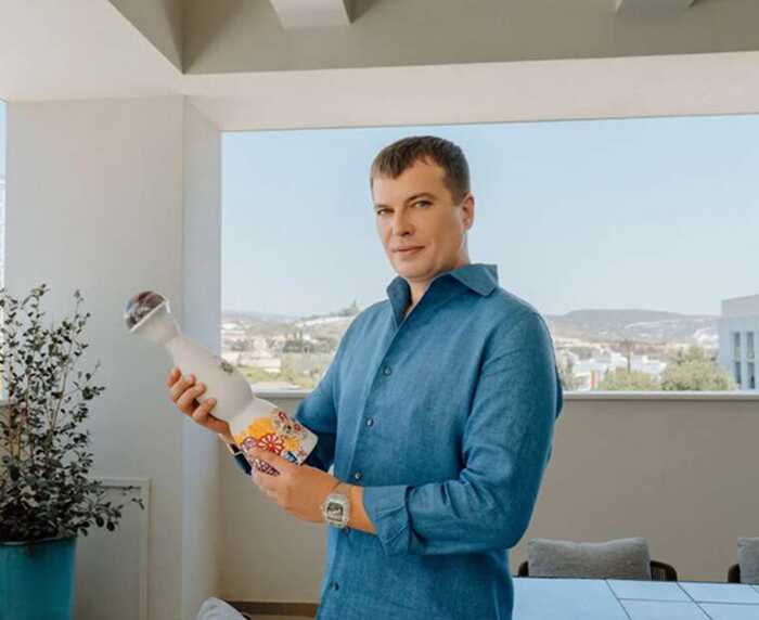 Санкції на папері: як Pin-Up розшукуваного в Україні Дмитра Пуніна через Обухівський суд намагається легалізувати бізнес