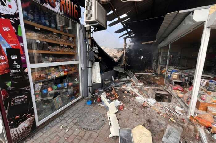 Російські війська вдарили по ринку в Нікополі: 5 загиблих і 19 поранених