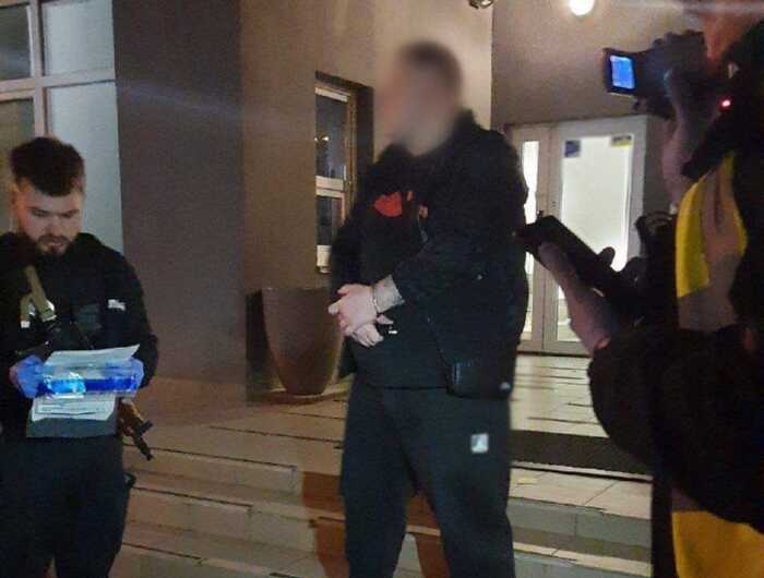 У Києві чоловік відкрив стрілянину під час конфлікту: стрільця затримали