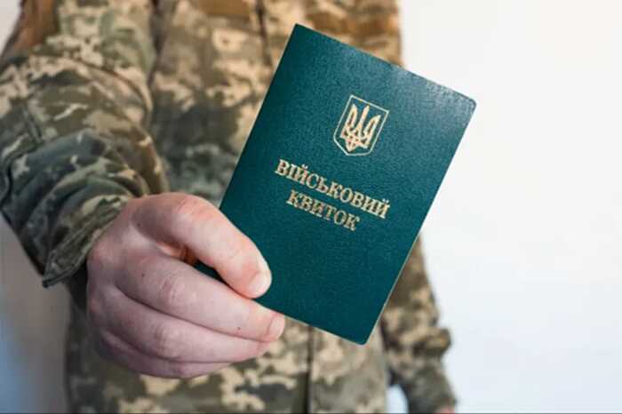 Перелом носа і “щире каяття”: суд м’яко покарав нападника на військового