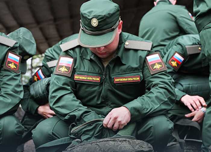 ЦПД: Росія використовує шахрайські схеми для вербування жителів Криму до своєї армії