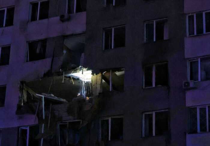 Російський удар по багатоповерхівці в Одесі: один загиблий та шестеро поранених