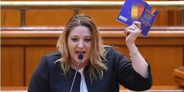 Не на те пані сподівалась? Євродепутатку, яка погрожувала “переламати ноги” Зеленському, хочуть відправити на психіатричне обстеження