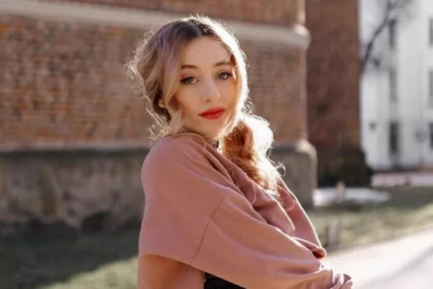 Важкий 300-й: Близьку людину відомої української співачки важко поранило на фронті