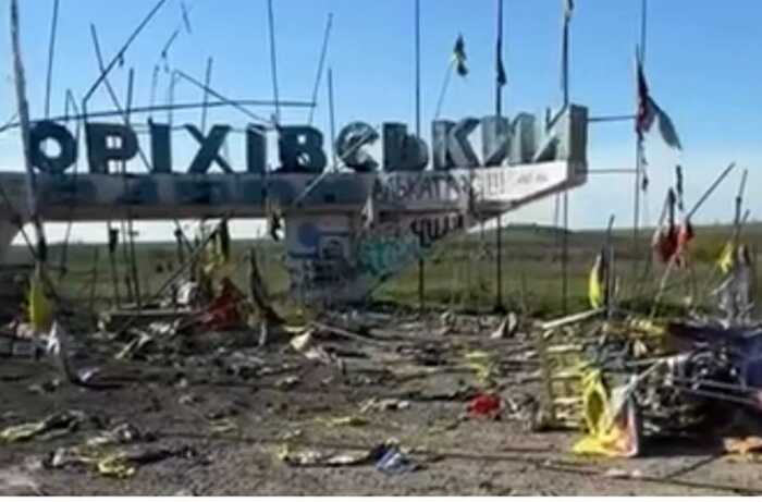 Окупанти обстріляли Оріхівську стелу в Запорізькій області
