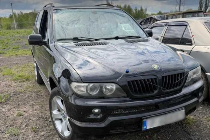 На Волині викрили схему продажу авто, ввезених для ЗСУ як гуманітарка