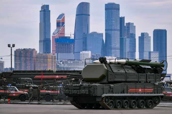 У столиці РФ фіксують розміщення ЗРК на хмарочосах