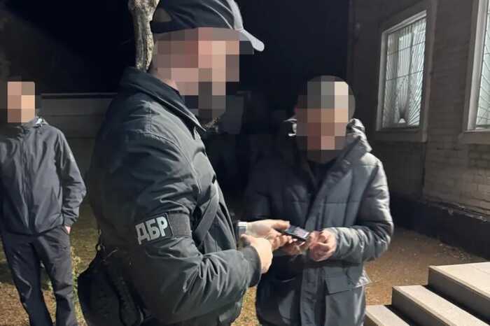 Зламали руку та забризкали газом: на Волині судитимуть посадовця ТЦК за жорстоке затримання 60-річного рибалки