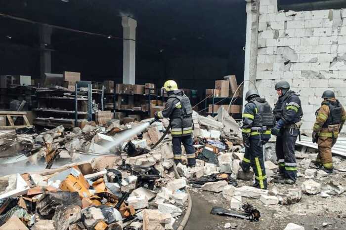 Окупанти атакували поштове відділення в Ізюмі, постраждав чоловік