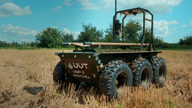 Церемонія підписання угоди між Ukrainian Unmanned Technologies та Haulotte. Червень 2026. Фото: NAUDI