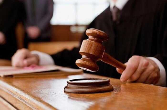 Податкова знову програла модельний бізнес: суд скасував 1,8 мільйона гривень штрафів для авторки контенту на OnlyFans