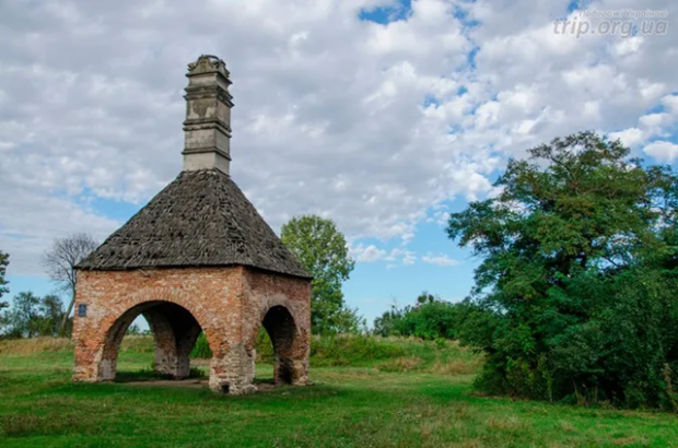 На Рівненщині збереглася унікальна піч XVII століття, що пережила зниклий князівський палац