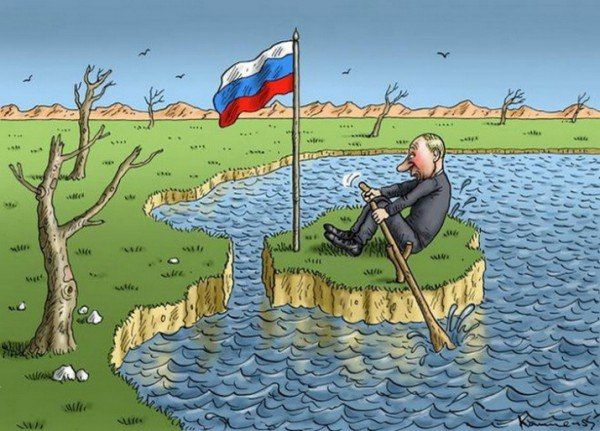 У Севастополі приліт з детонацією та пожежою. Дим розтягнувся на кілька кілометрів