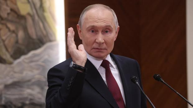 Москва не погоджується на нинішню лінію фронту: Reuters розкрив плани Путіна після переговорів із представниками США