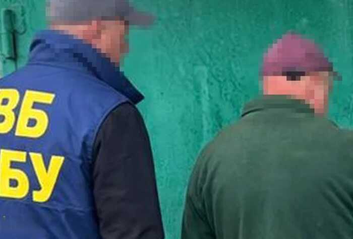 У Дніпрі затримали електрика, якого підозрюють у коригуванні ударів по заводах