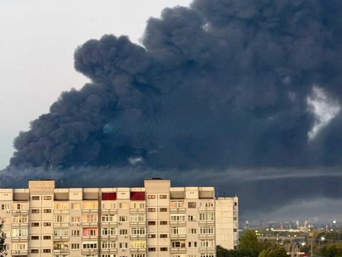 Сили оборони України вдарили по Куйбишевському НПЗ у Самарській області РФ: спалахнула пожежа