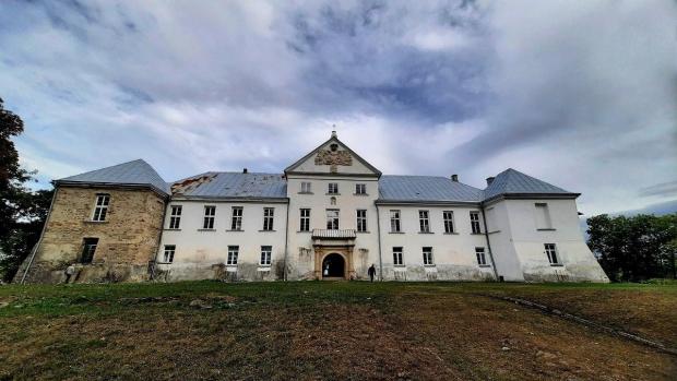Галицьке село колись було багатим конкурентом Львова: Минувшина та сьогоднння Язловця, багата історична спадщина