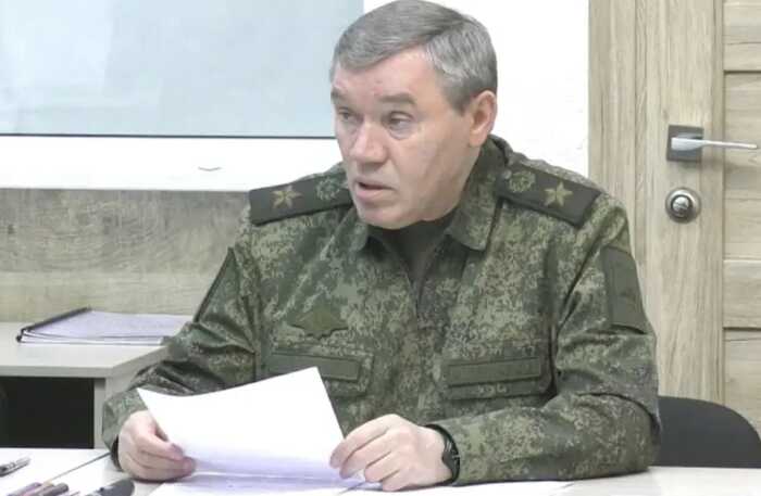 РФ оголосила про «гуманітарну операцію» в Олешках і заявила про припинення вогню